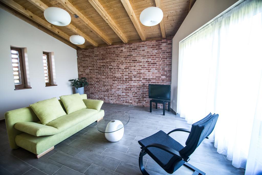 Oeregtoelgy Vendeghaz Szár Exterior foto